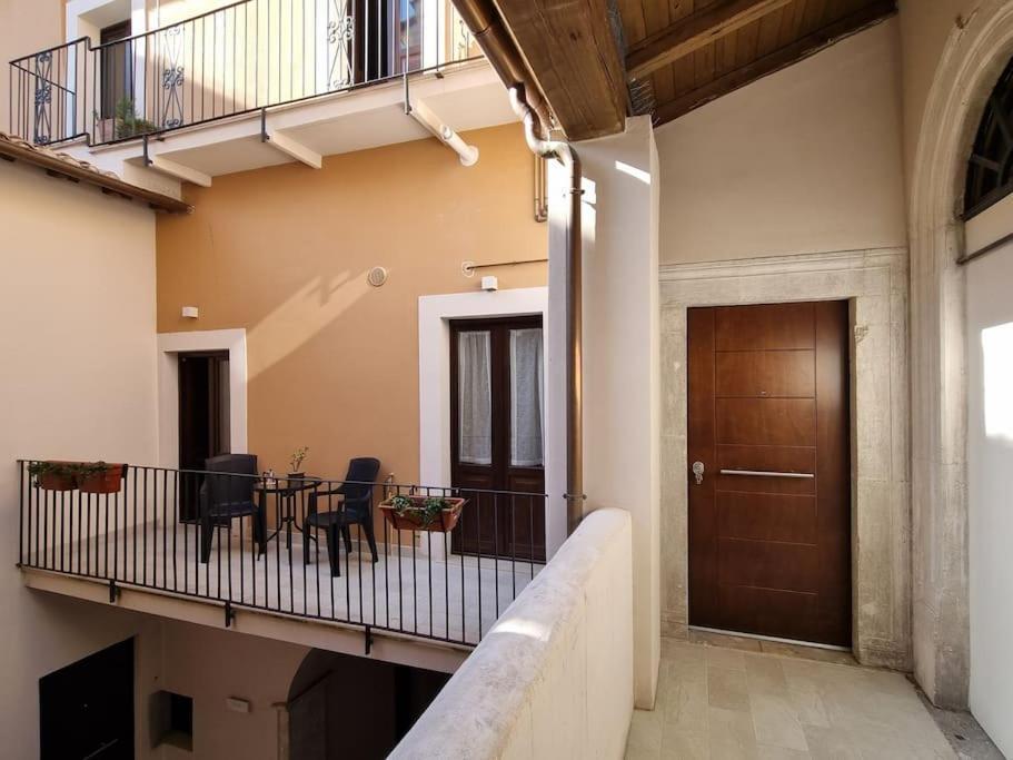 Casa Castello 63 Guest House L'Aquila Luaran gambar
