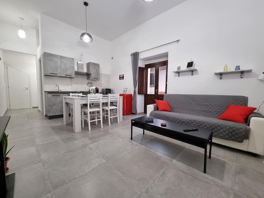 Casa Castello 63 Guest House L'Aquila Luaran gambar